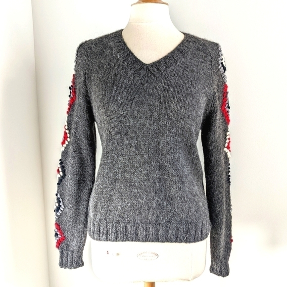 HANDKNIT Grey Sweater with Diamond Pattern Sleeves S/M - Picture 9 of 9